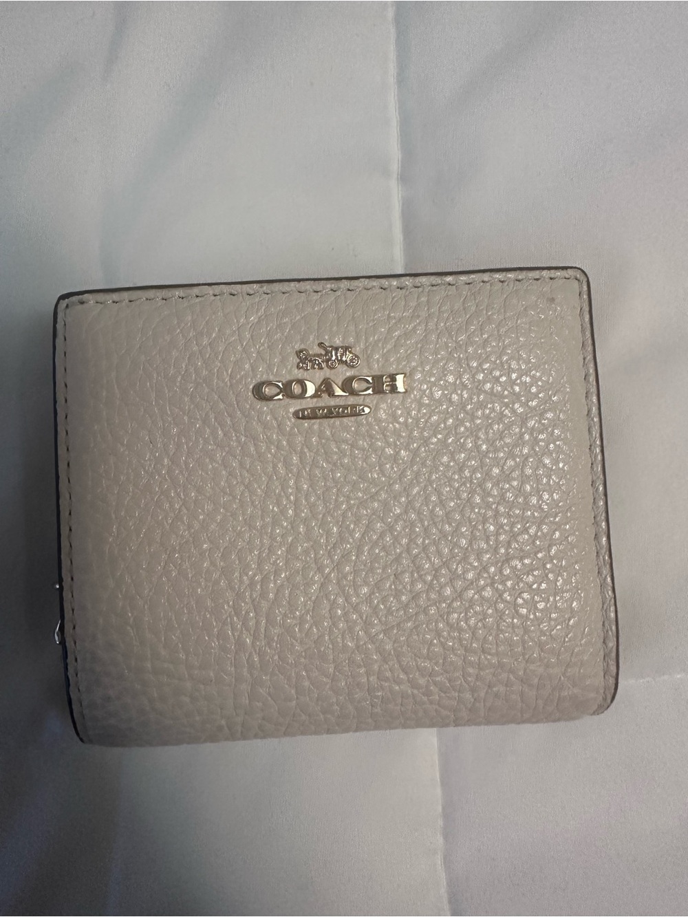 Coach Pebbled Leather Card Holder in Light Gray